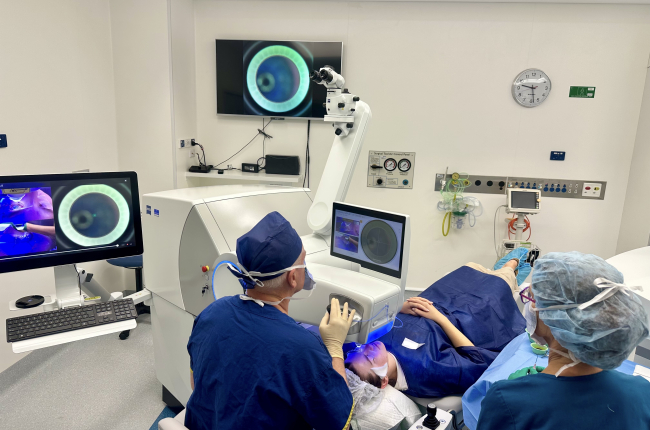 Laser eye surgery procedure with surgeon and patient at Canberra Eye Laser